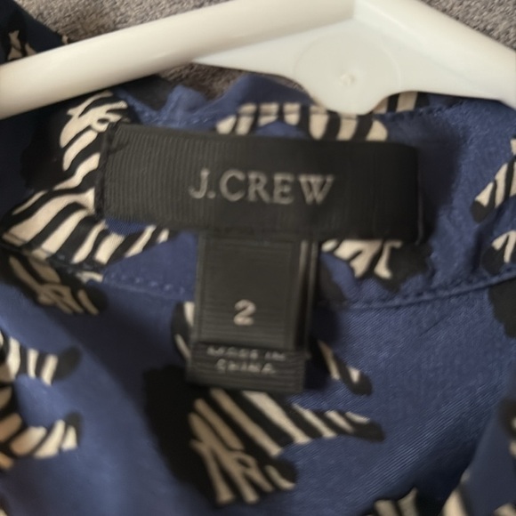 J. Crew Zebra Parade Classic 100 % Silk Blue Blouse size 2 - Picture 6 of 6